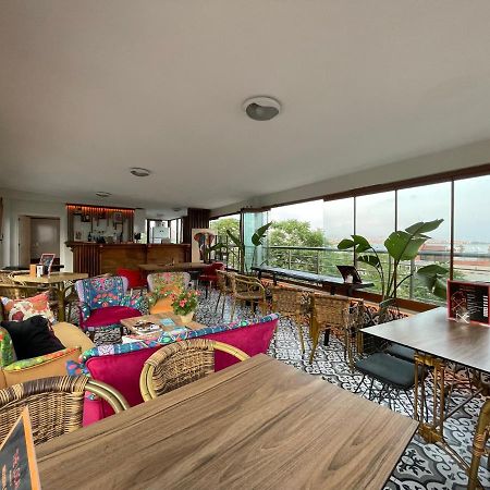 The Local Exclusive Bed & Breakfast Istanbul Bagian luar foto