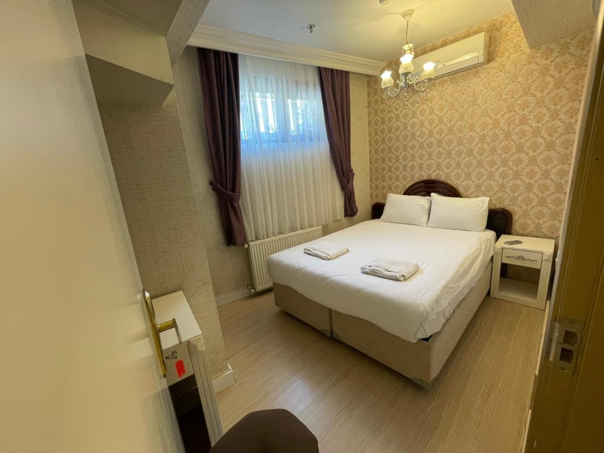 The Local Exclusive Bed & Breakfast Istanbul Bagian luar foto